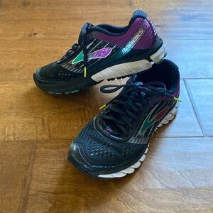 Brooks Ghost running shoes. Women’s size 8